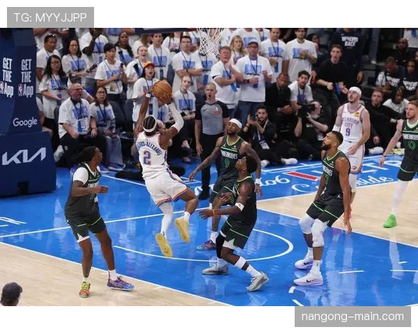 拉塞尔内线防守主导季后赛篮板率显著领先同时提升球队防守效率