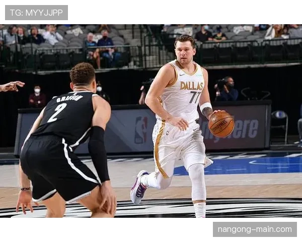 理查德森突破能力提升队内得分效率明显拉开差距